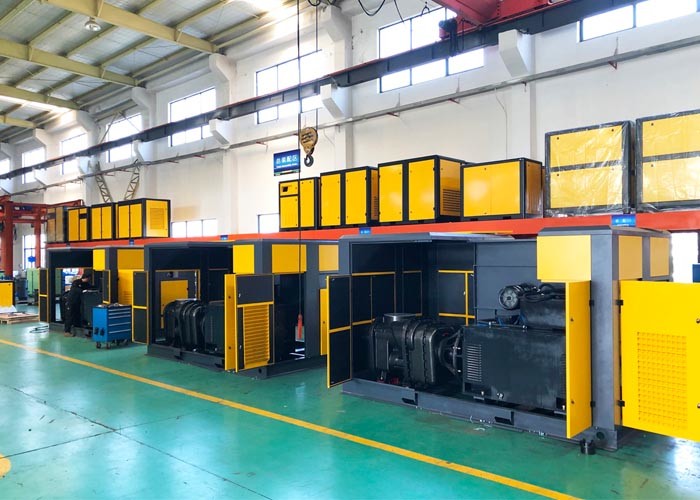 200 kw Rotary Two Stage Air Compressor Large Capacity Water Cooling System