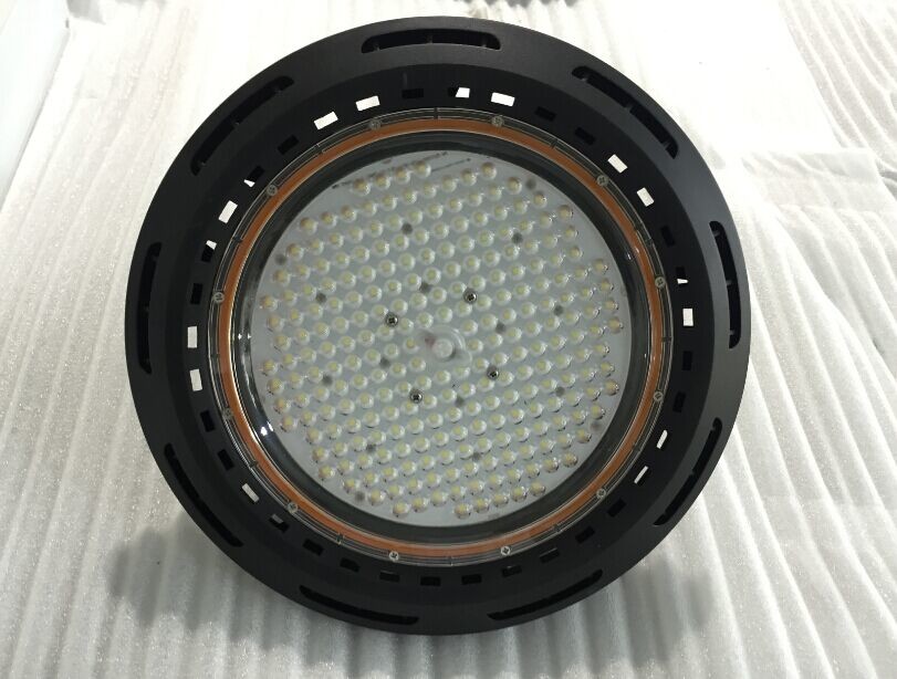 UFO LED highbay light 240w 130 lm/w, chip&Meanwell driver,5 years warranty
