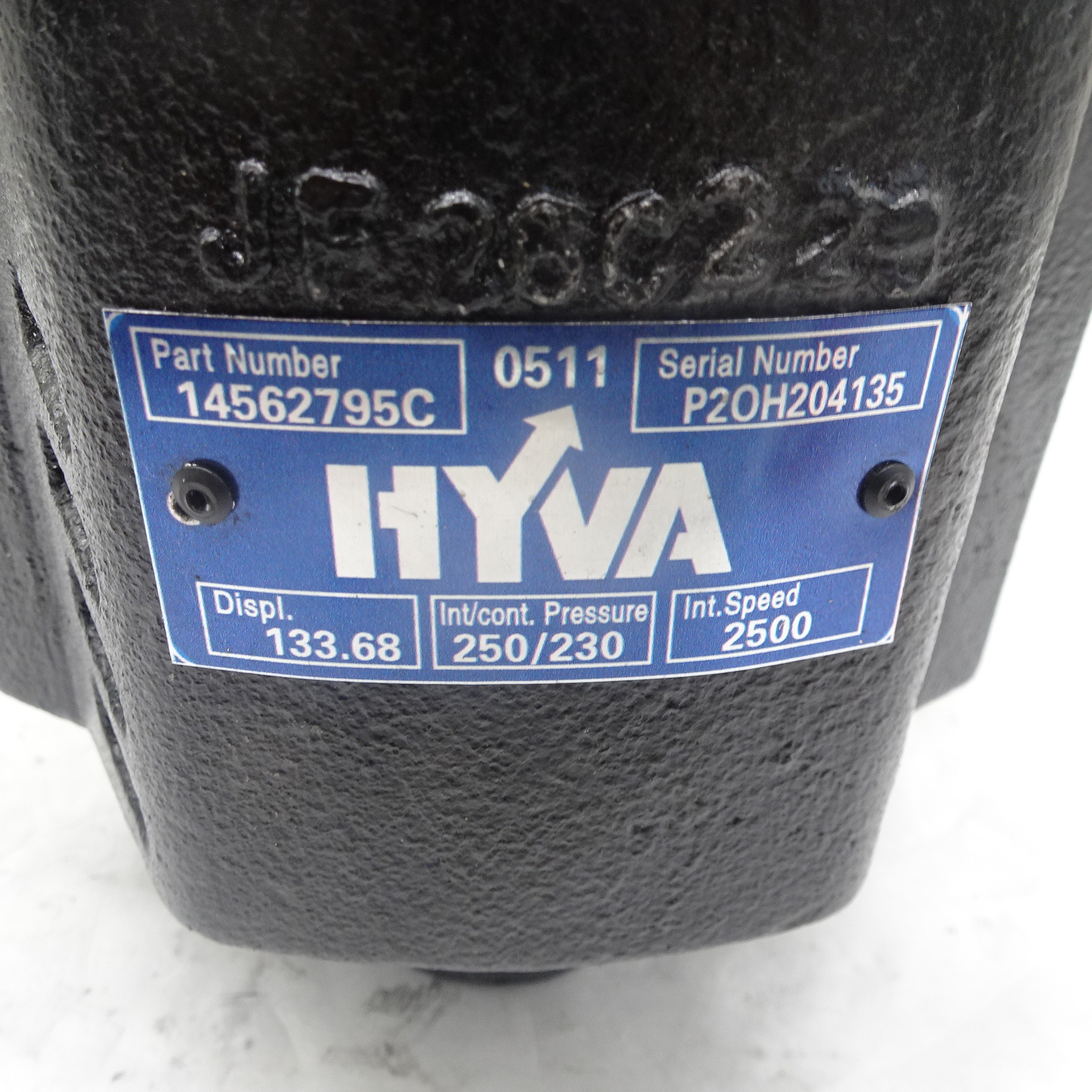 Hyva hydraulic pump original factory 14562795 14562795C professional packaging two days