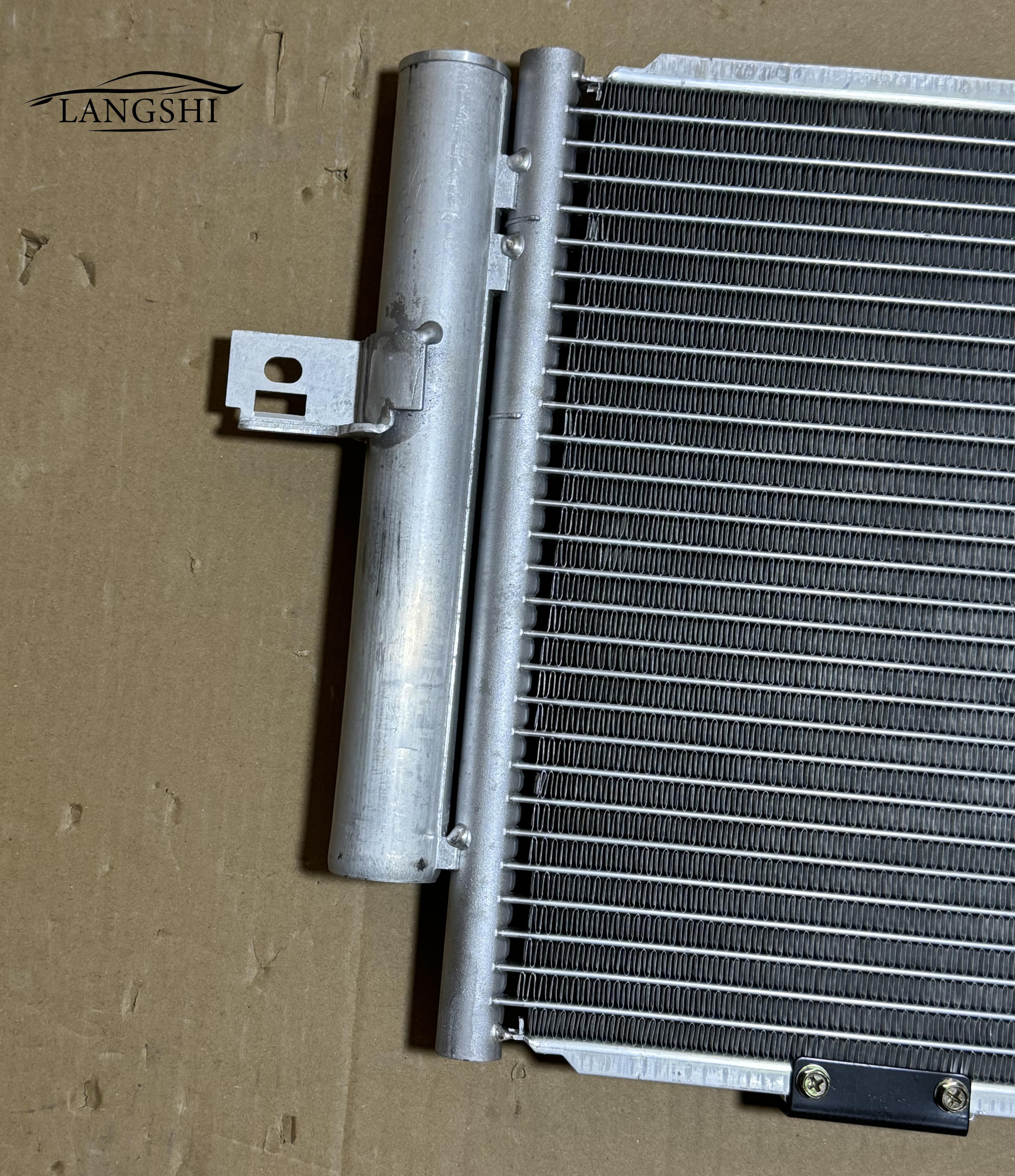 Auto Spare Parts 2.5 V6 Engine Cooling System Air Conditioning Condenser for ROEWE 750