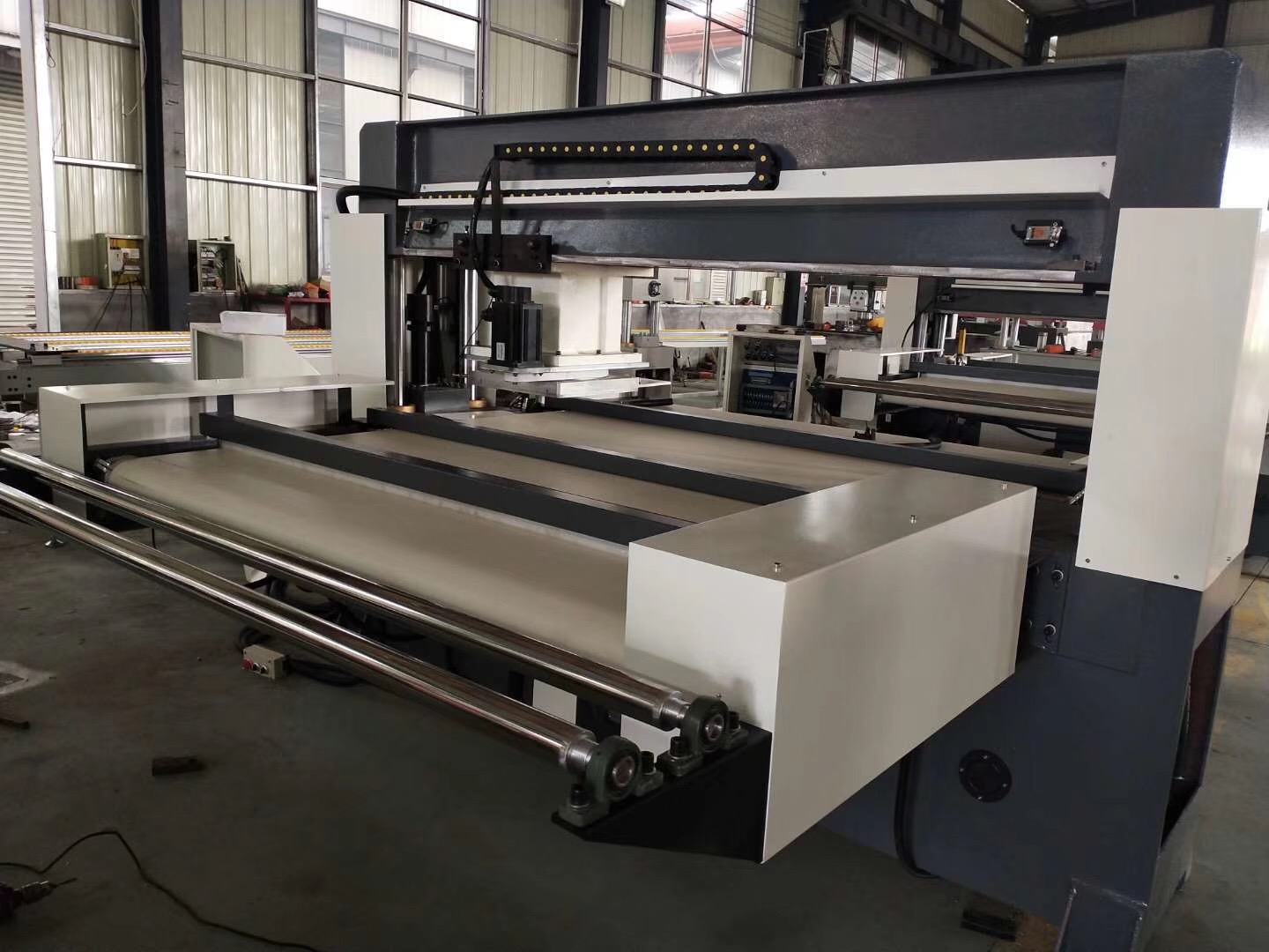 Automatic Rotary Hydraulic Die Cutting Machine Flatbed Hydraulic Die Cutting Press