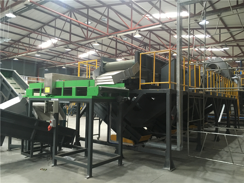 PET Cola Bottle Recycling Plastic Machinery 6000kg/H Bottle Conveyor Belt