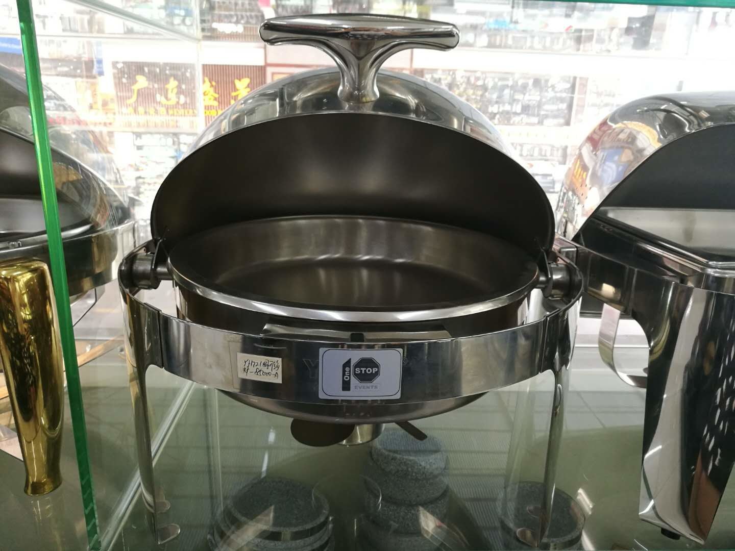 Mirror Finish Stainless Steel Cookwares / Round Food Pan with Round Roll Top Lid Fully Open at 180°