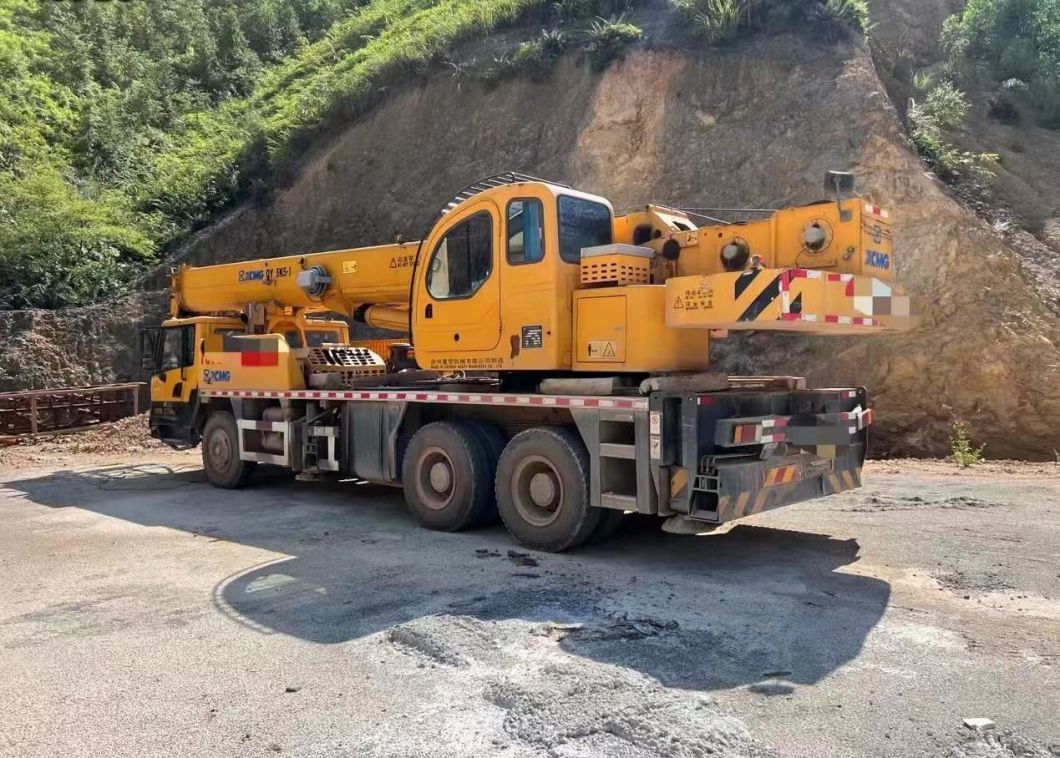 Second Hand 25t Xg Truck Crane Used Truck Crane