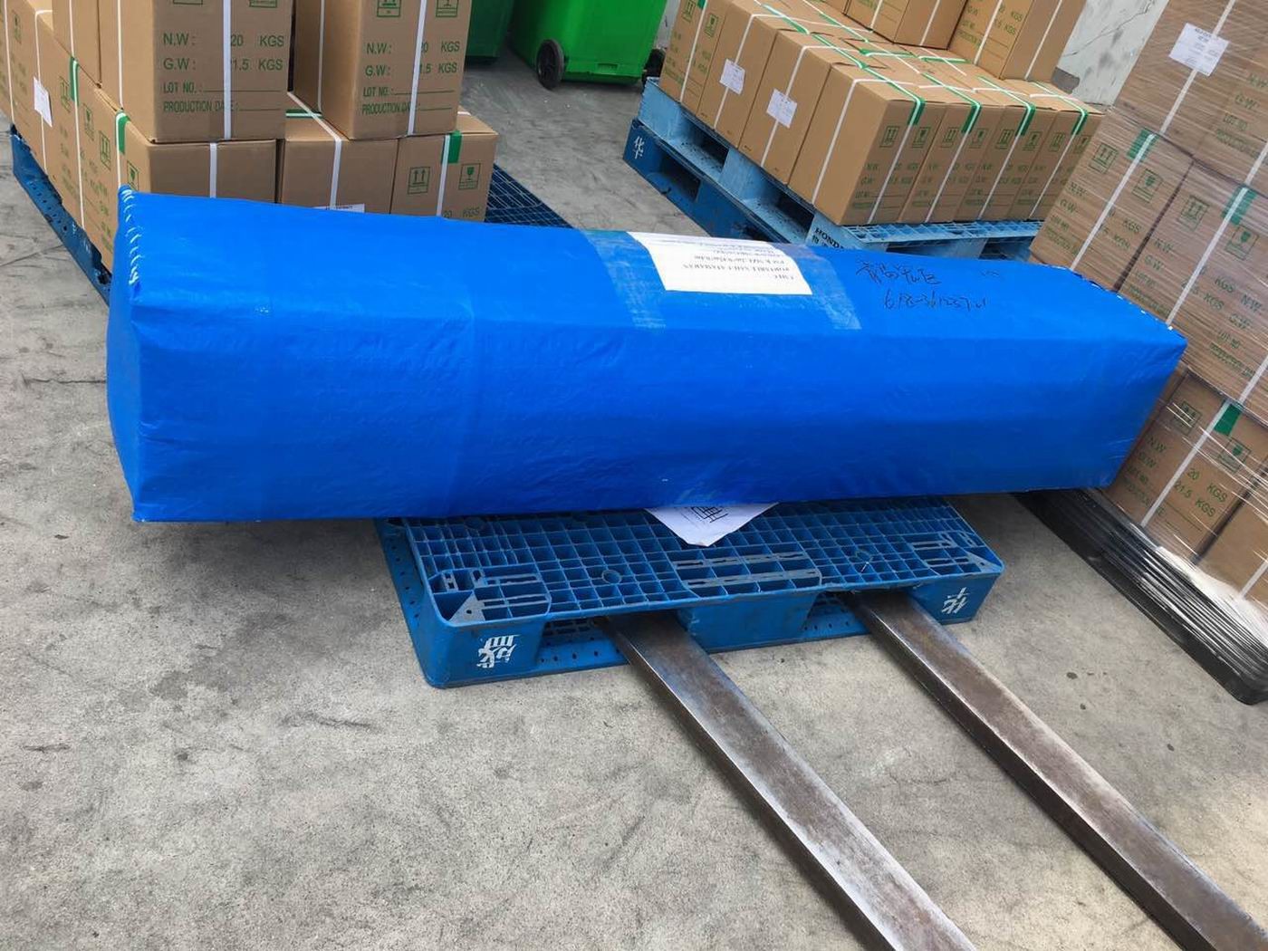 Two Sails Custom Pontoon Boats For Enjoy , 450 Cm Portable Catamaran Sailboat