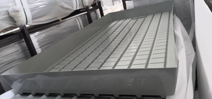 factory price greenhouse nursery plastic flood tray 4'x8' ebb and flow propagation flood table system