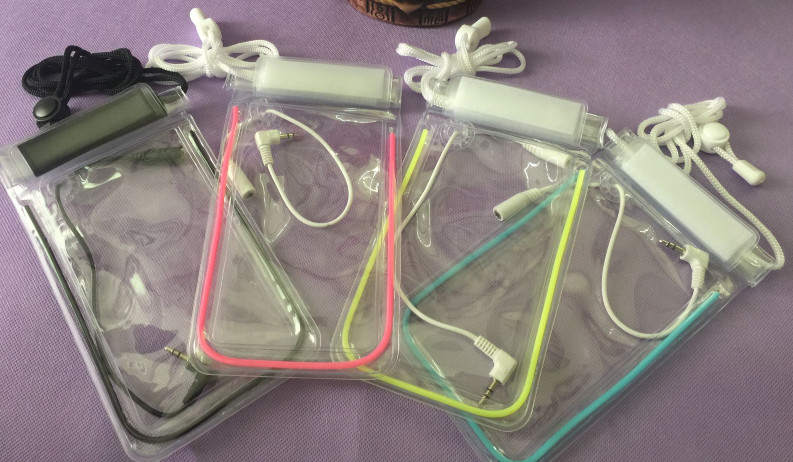 OEM Clear PVC Waterproof Phone Bag , PVC Beach Bag With Waistband