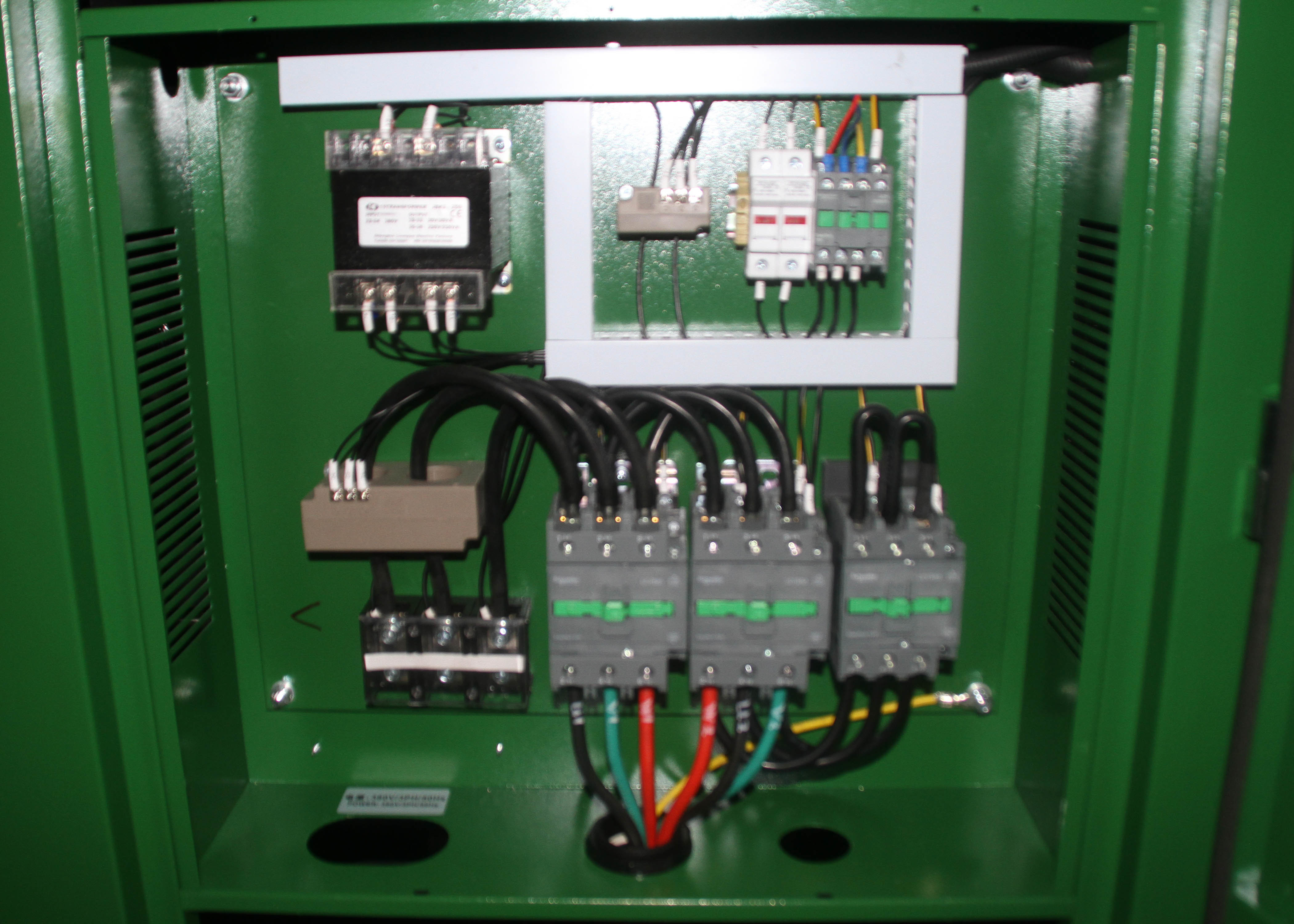 High Efficiency Two Stage Screw Compressor High Durability Long Service Life