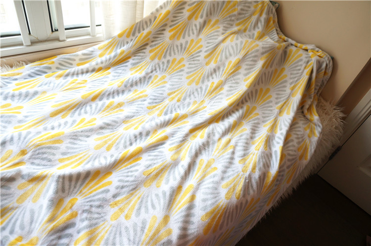 Polyester Microfiber Flannel Blanket Digital Printing For Winter / Fall Warm Gift