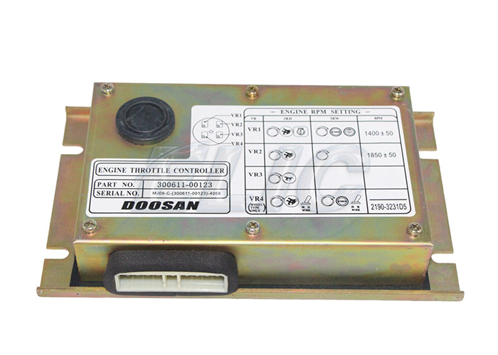 300611-00138 DH200 DH220-5 DH225-7 Excavator Throttle Controller Computer Board Control Unit 300611-00123 300611-00138A