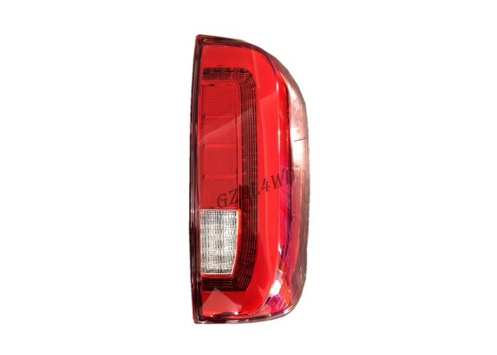 Standard Size 4x4 Driving Lights For Nissan Navara Np300 / LED Tail Lamp
