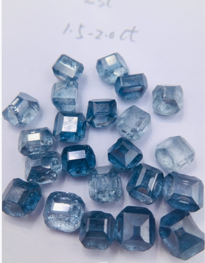 Light Blue color HPHT rough diamond, Dark blue color rough diamond stone, uncut lab grown blue diamond Boron doped hpht diamond 0.1-5ct