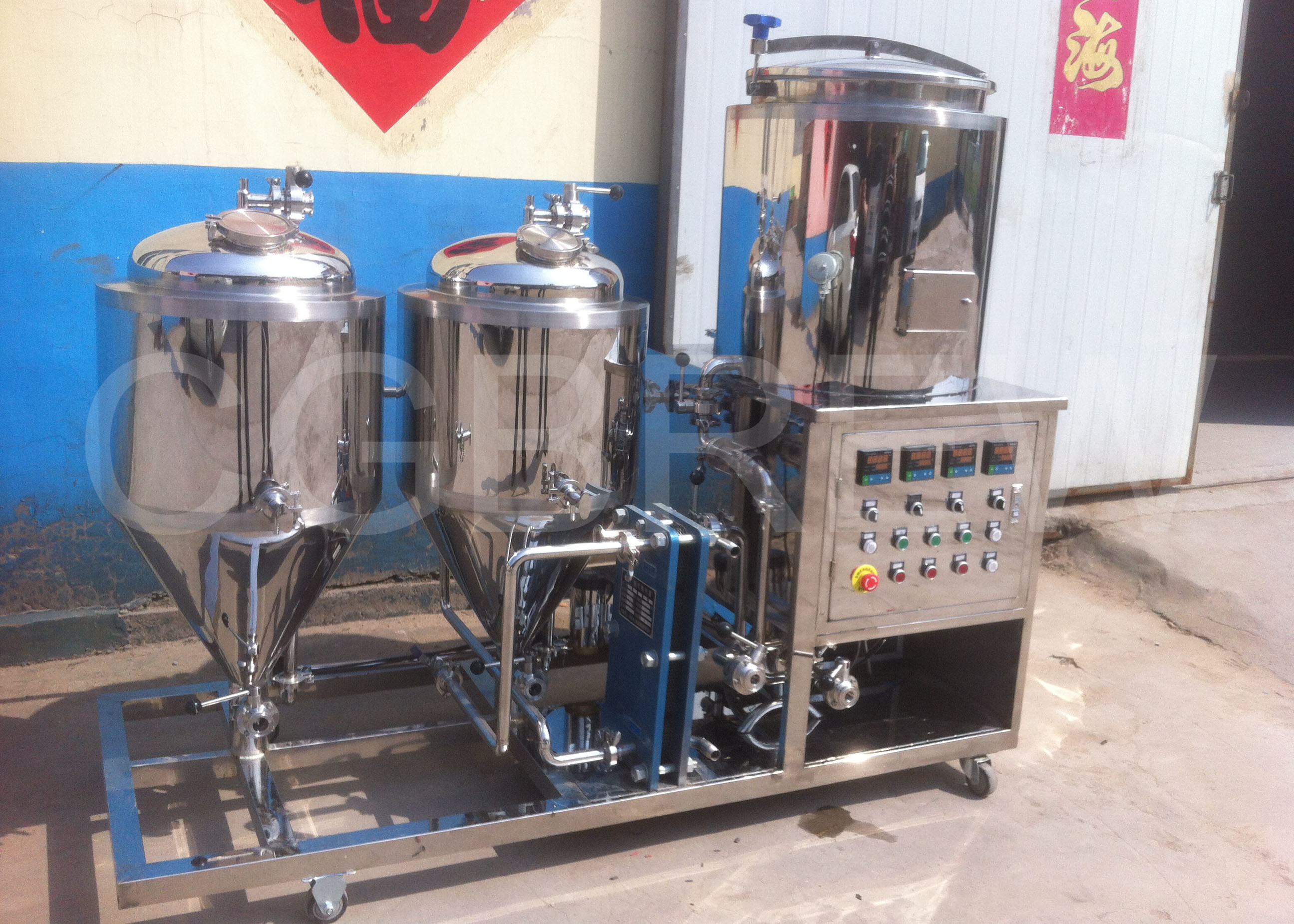 Brewing craft beer at home beer making machine 50L/day