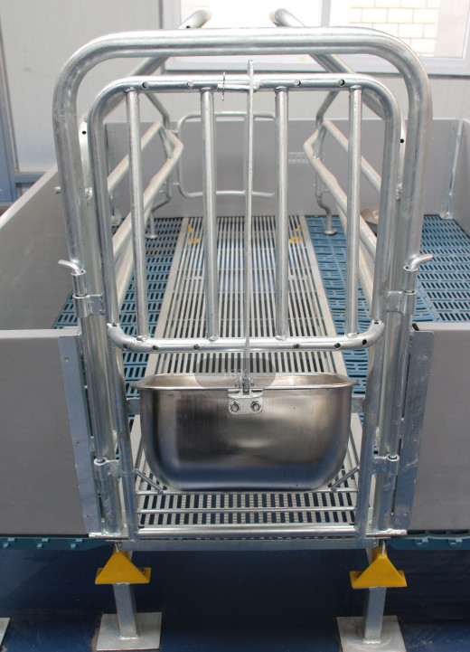 Factory Direct Supply Good Quality Sow Farrowing Crate for Sale Pig Farrowing Pen
