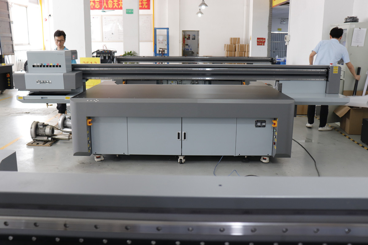 Industrial UV Flatbed Printer Powerful Digital Flat Bed Inkjet Printer