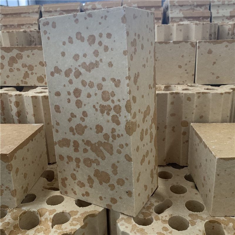 Silicon Carbide SiC High Alumina Firebrick Heat Brick with Cold Crush Strength 22-32