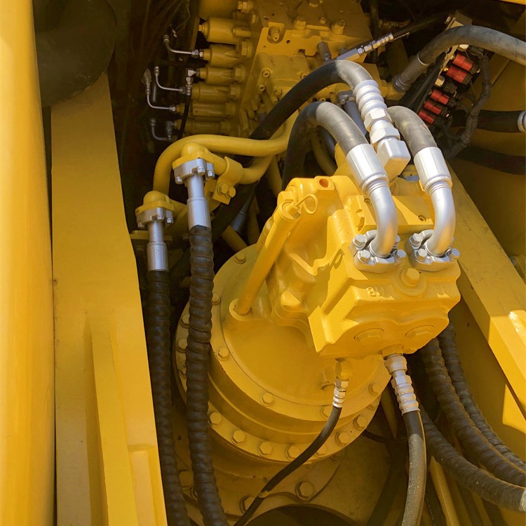KOMATSU PC 400-8 Used Excavator 2021 Model with 47 Ton Operating Weight at Lower Cost