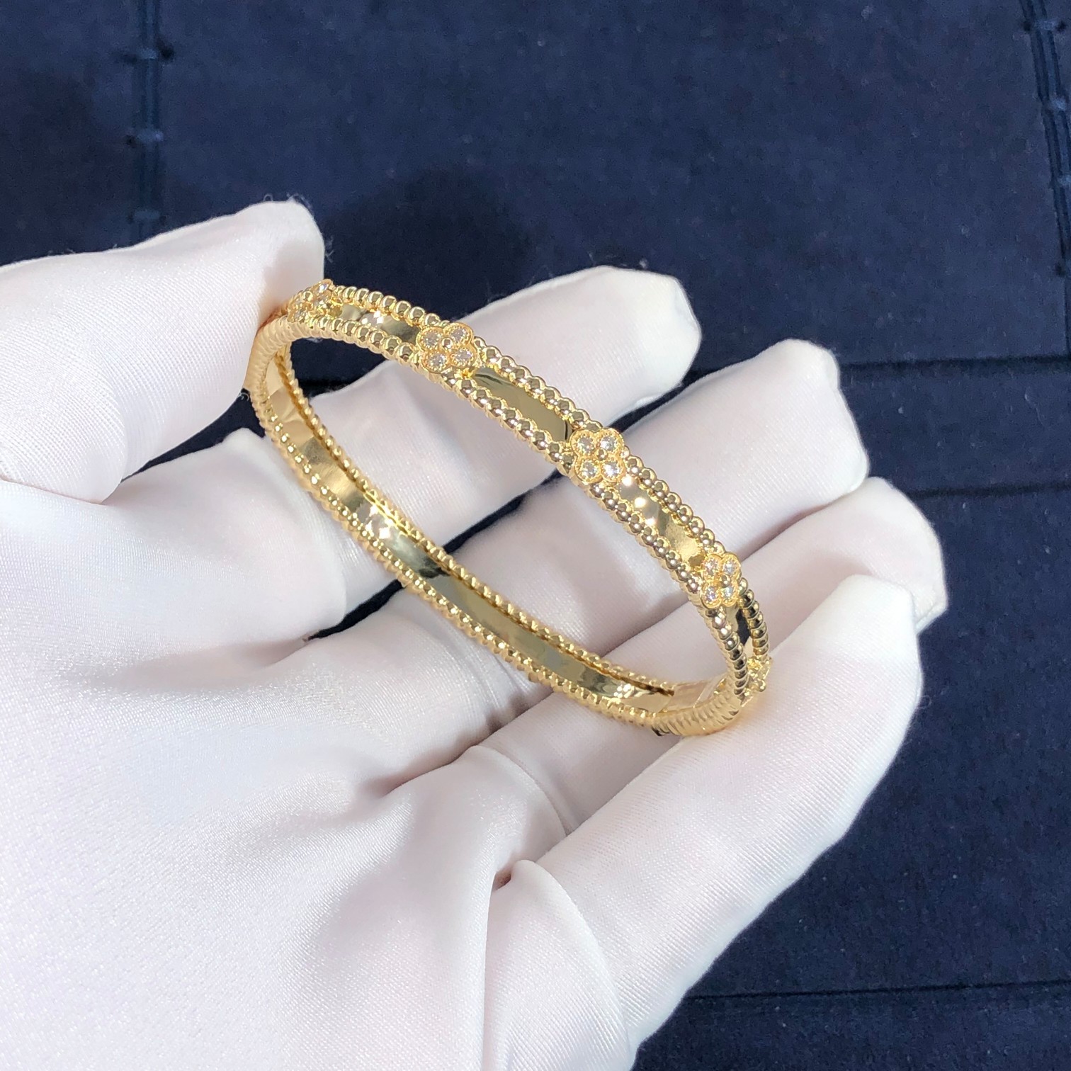 Customization 18k Gold Van Cleef & Arpels PerléE Sweet Clovers Bracelet Medium Model