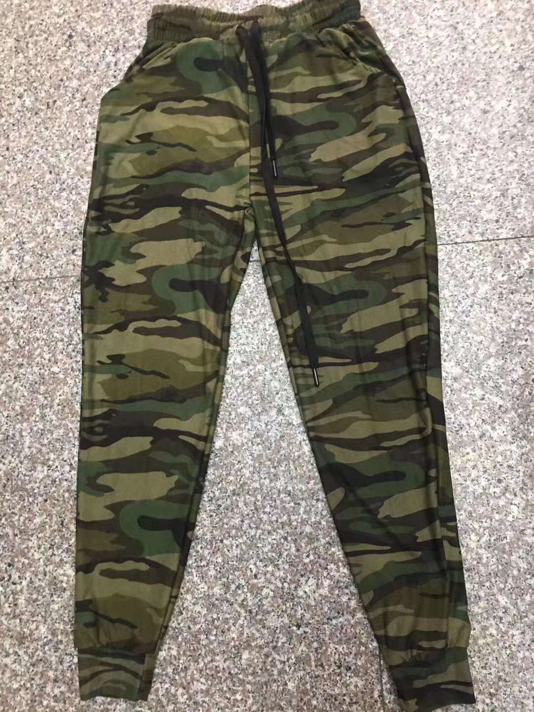 Men's Camo Print Joggers Elastic Waist And Cuffs Army Print Jogger Pants