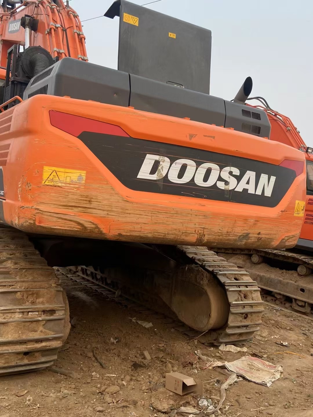 Used Doosan DX520LC excavator, large hydraulic tracked excavator