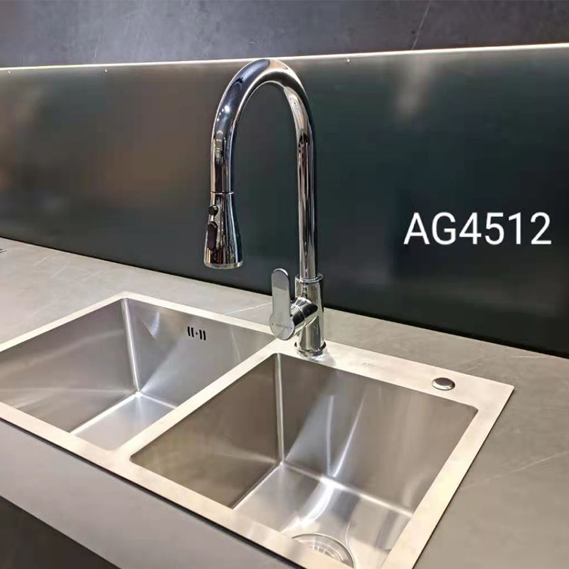 360 Rotating Pull Out Sprayer Kitchen Faucet Polished Surface
