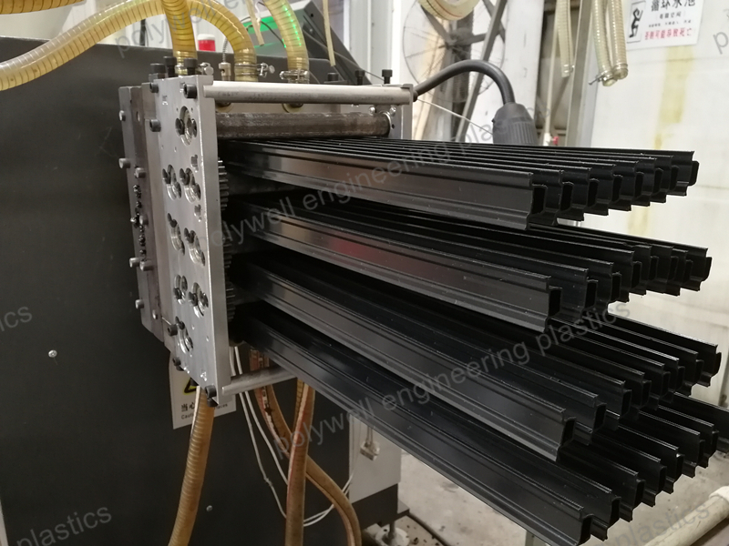 Thermal Barrier Strip Extrusion Mould for Extruder Machine Produce Sound Insulation Strip