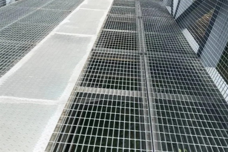 Hot Dipped Galvanized Steel Bar Grating / Floor Grating / Stair Treads / Platform Grating