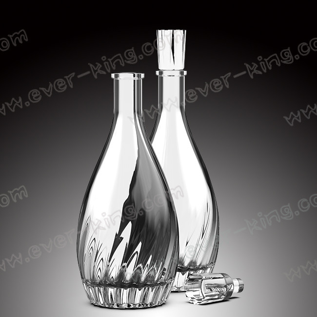 700ml Brandy Bowling Liquor Glass Bottle With Metal Labels