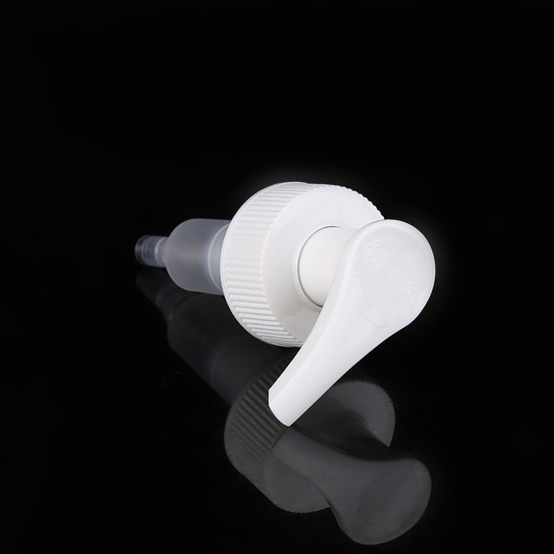 28400 Plastic Ribbed Lotion Pump with Spring Outside