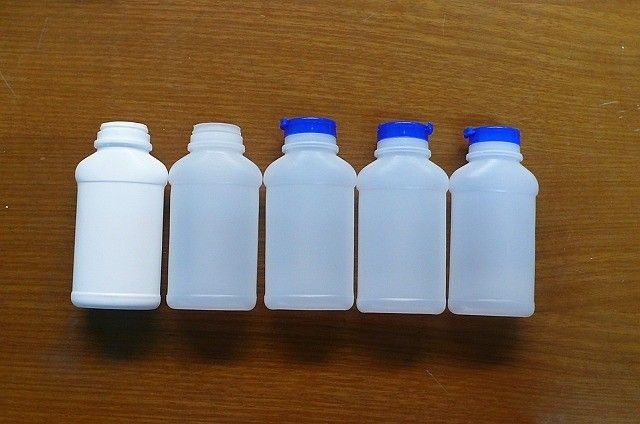 three layer Plastic Bottle Blow Molding Machine for cosmetics bottle
