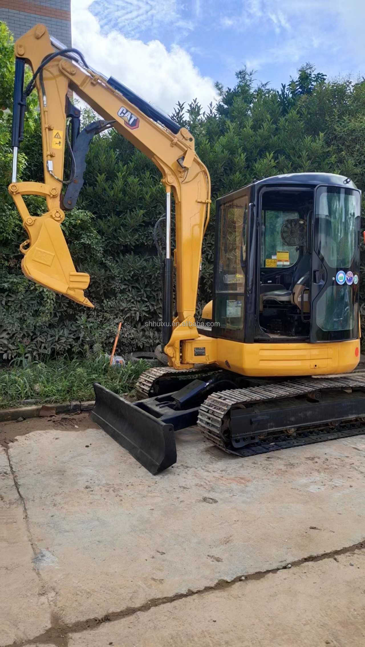 EPA used mini excavator 1ton 3ton 5ton CAT301.7 CAT303 CAT303E CAT305 Cheap mini digging machine used CAT303