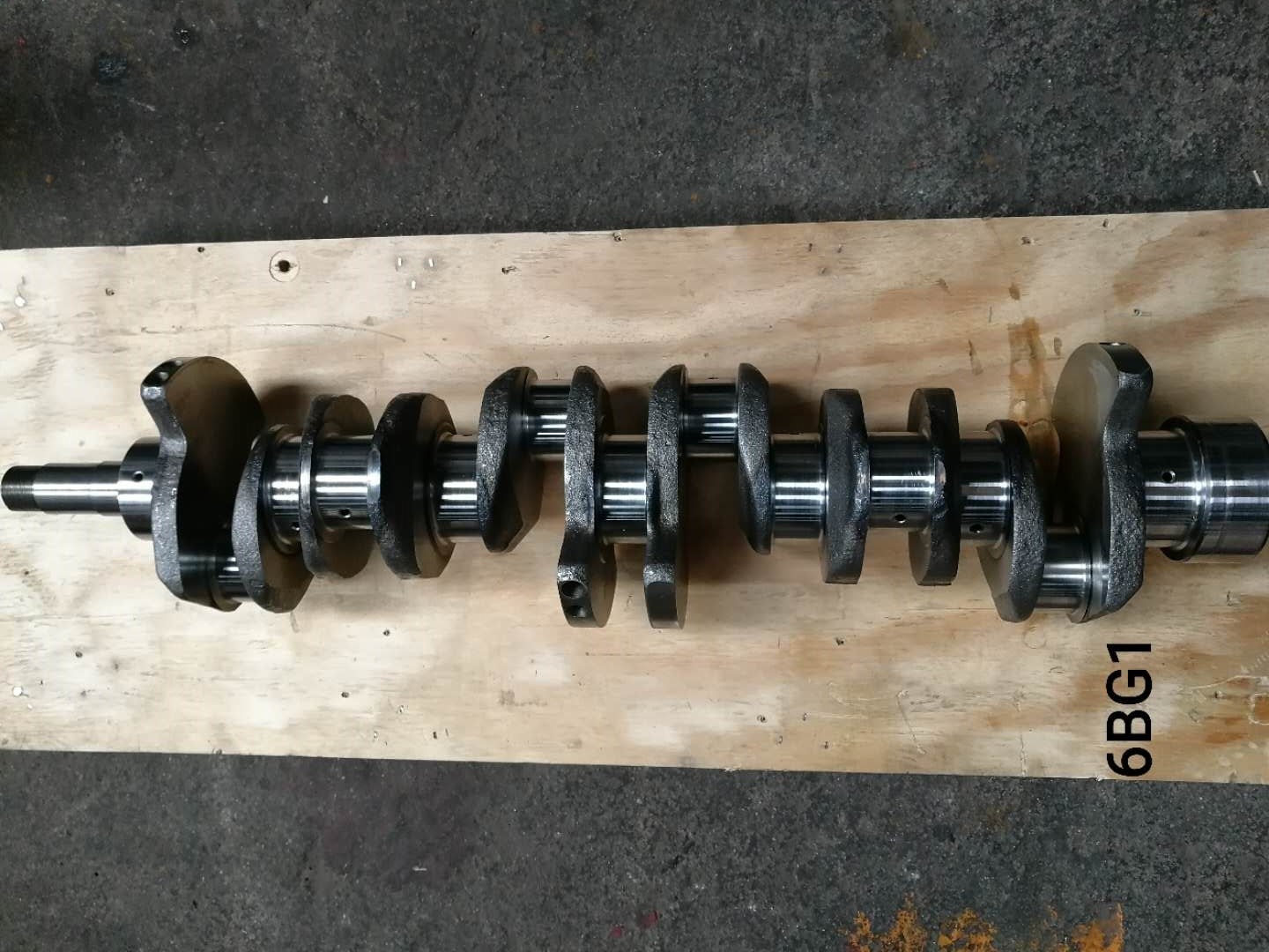 Diessl Engine 6BG1 1-12310-448-0 Forged Steel Crankshaft For ISUZU ZX200-1/ZX200-5G Excavator Spare Parts