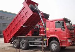 25 Ton Sinotruk Howo Construction Dump Trucks / 371hp Dump Semi Trailer