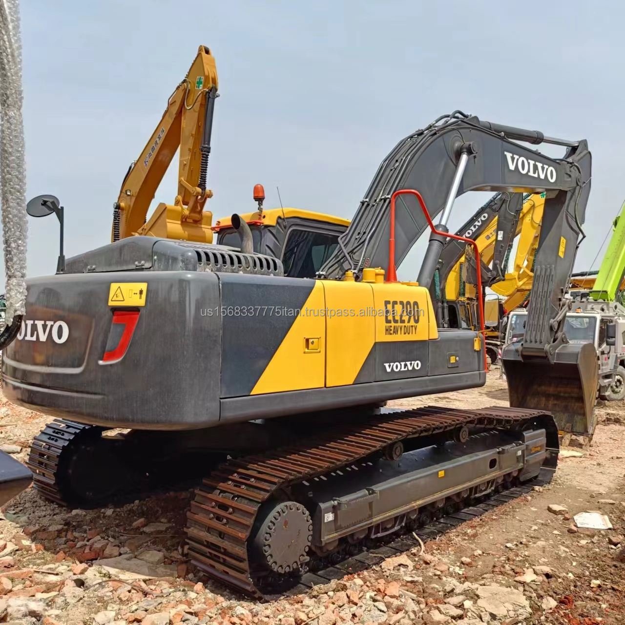 Used VOLVO EC290 Excavator with Excellent Condition and Original Hydraulic Cylinder