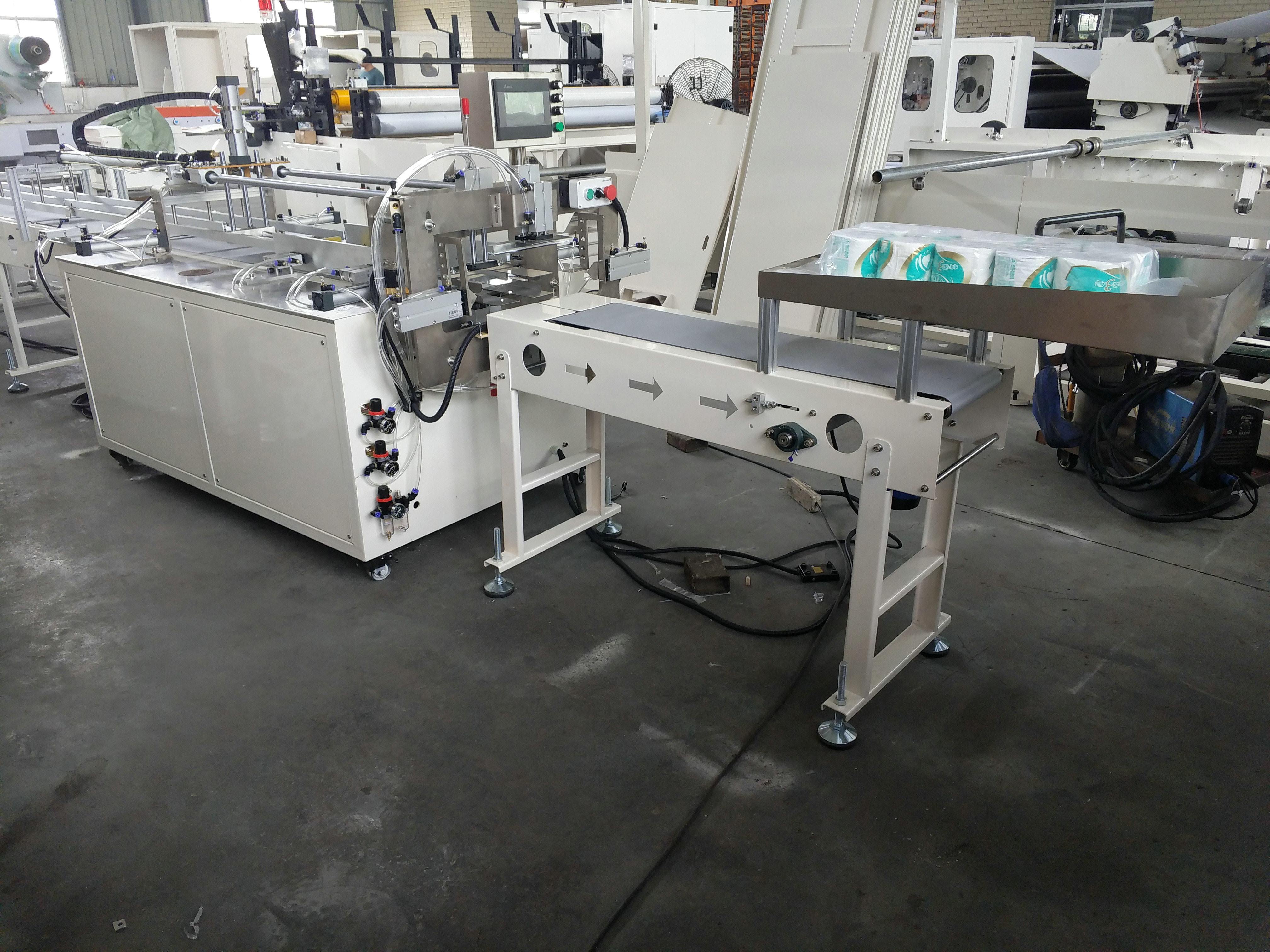 Easy Operation Multi Rolls Toilet Paper Wrapping Machine Semi Automatic 8bags/min