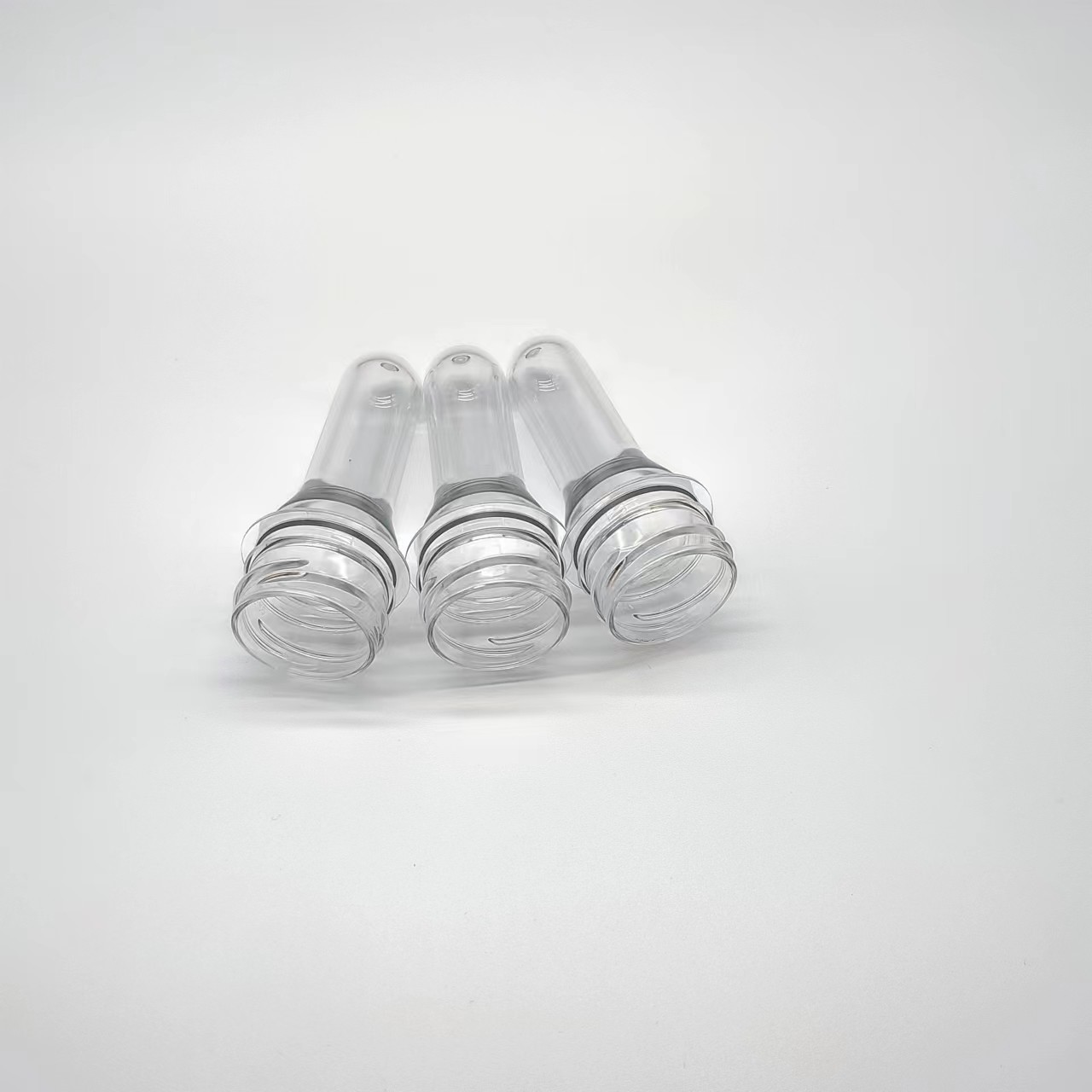Ziman Label Customized Surface Handling PET Preform with 10L Capacity