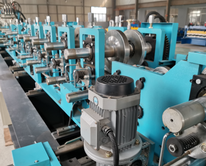 Purlin C Channel Making Machine 3T Single Head Manual