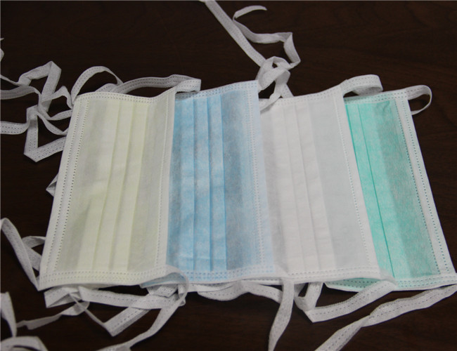 Disposable face mask 3 ply earloop , non-woven fabric,with different color