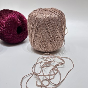 1/7.5NM 70% Polyester 30% Purl Yarn Filigree Cylinder Fashion Decoration