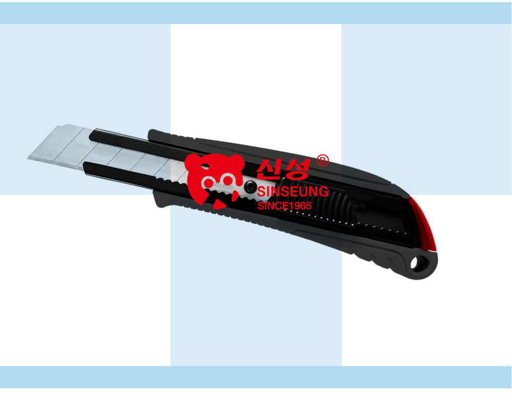 100mm Retractable Utility Knife With Ergonomic Handle And SK2 Alloy Blades