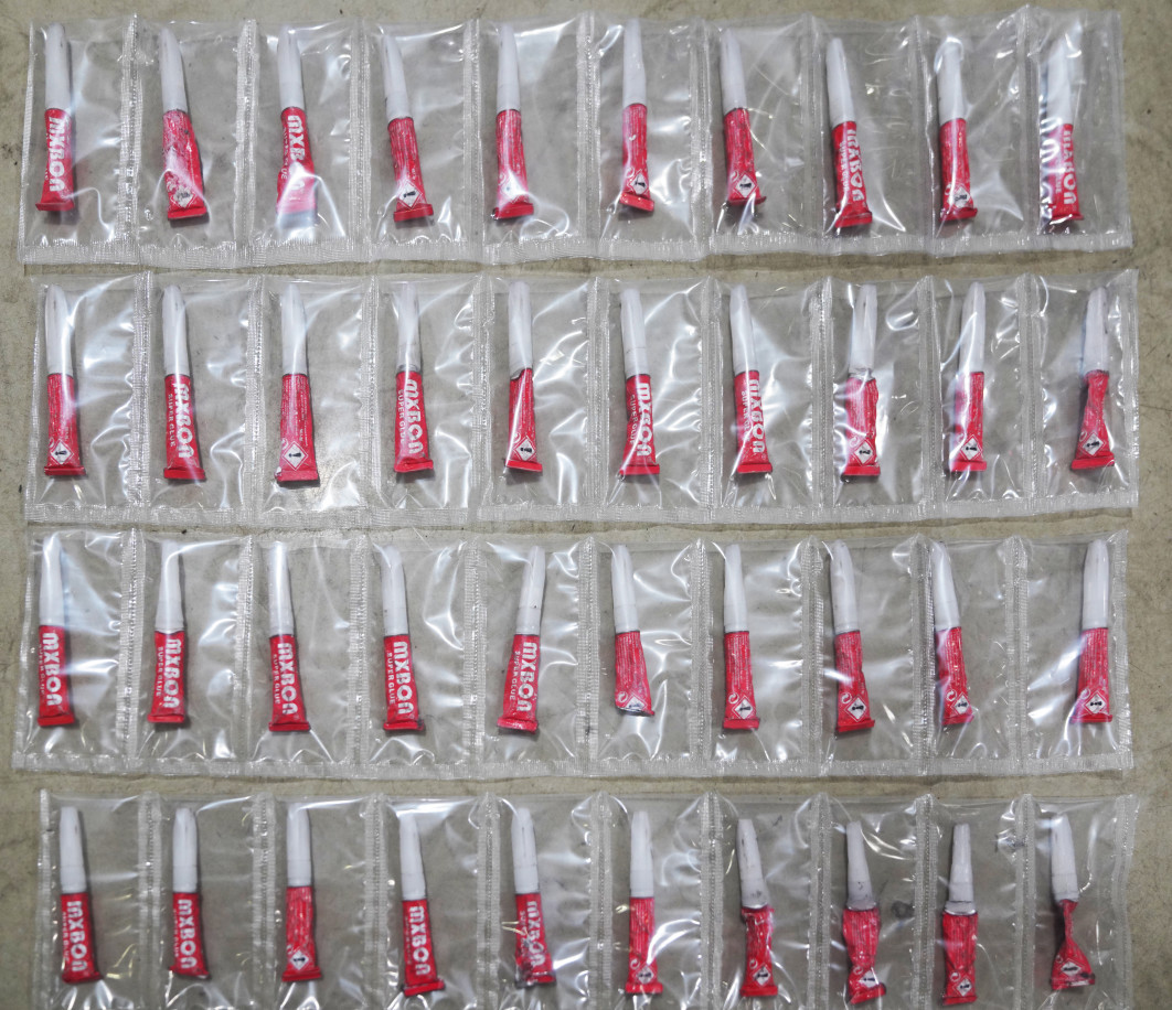 CE Hardware Counting Packing Machine Tooth Paste Counting And Packaging Machine