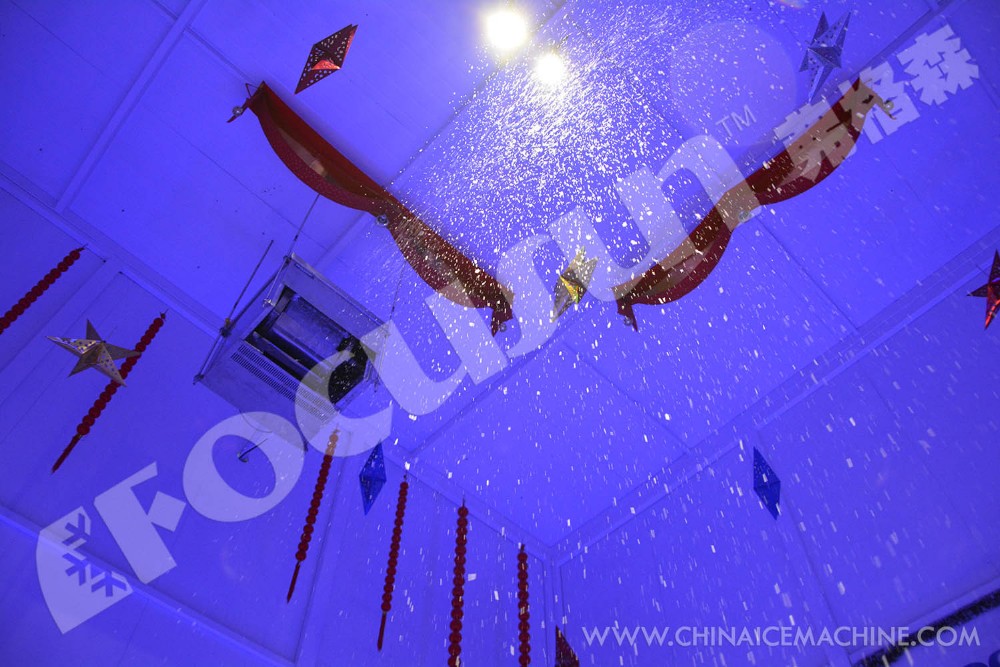 Commercial 600kg Snow Effect Machine for Parties Ice Shape Snow Party Essential