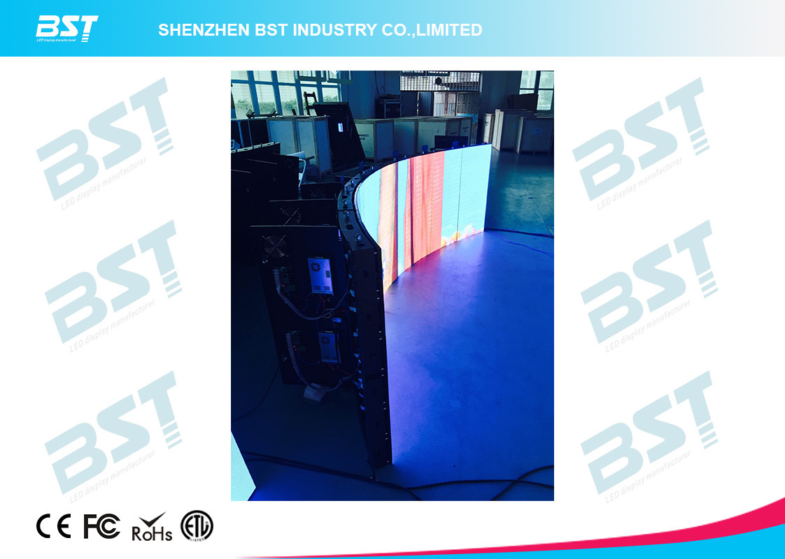 3 in 1 32 x 32 Pixels indoor Curved led video screen Full Color P5 SMD2121 for night club