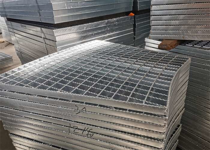 Thickened Hot Dip Galvanized Steel Grating Platform For Parking Lot