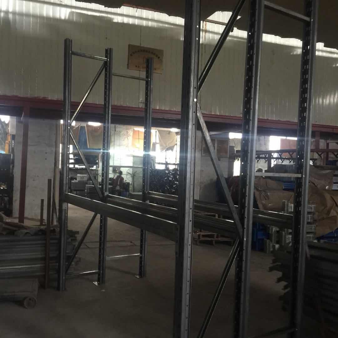 Warehouse industrial storage rack Q235B Steel 750KG Standard Pallet Storage Racks Industrial Warehouse Storage Steel
