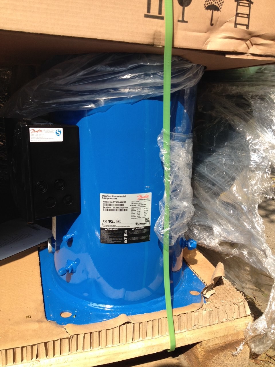 Performer R407C Sz161t4vc 13HP Hermetic Refrigeration Compressor