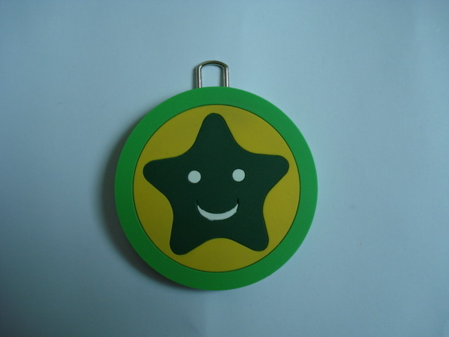 Harmless 2D 3D Soft Custom PVC Keychains With Any Pantone Colors