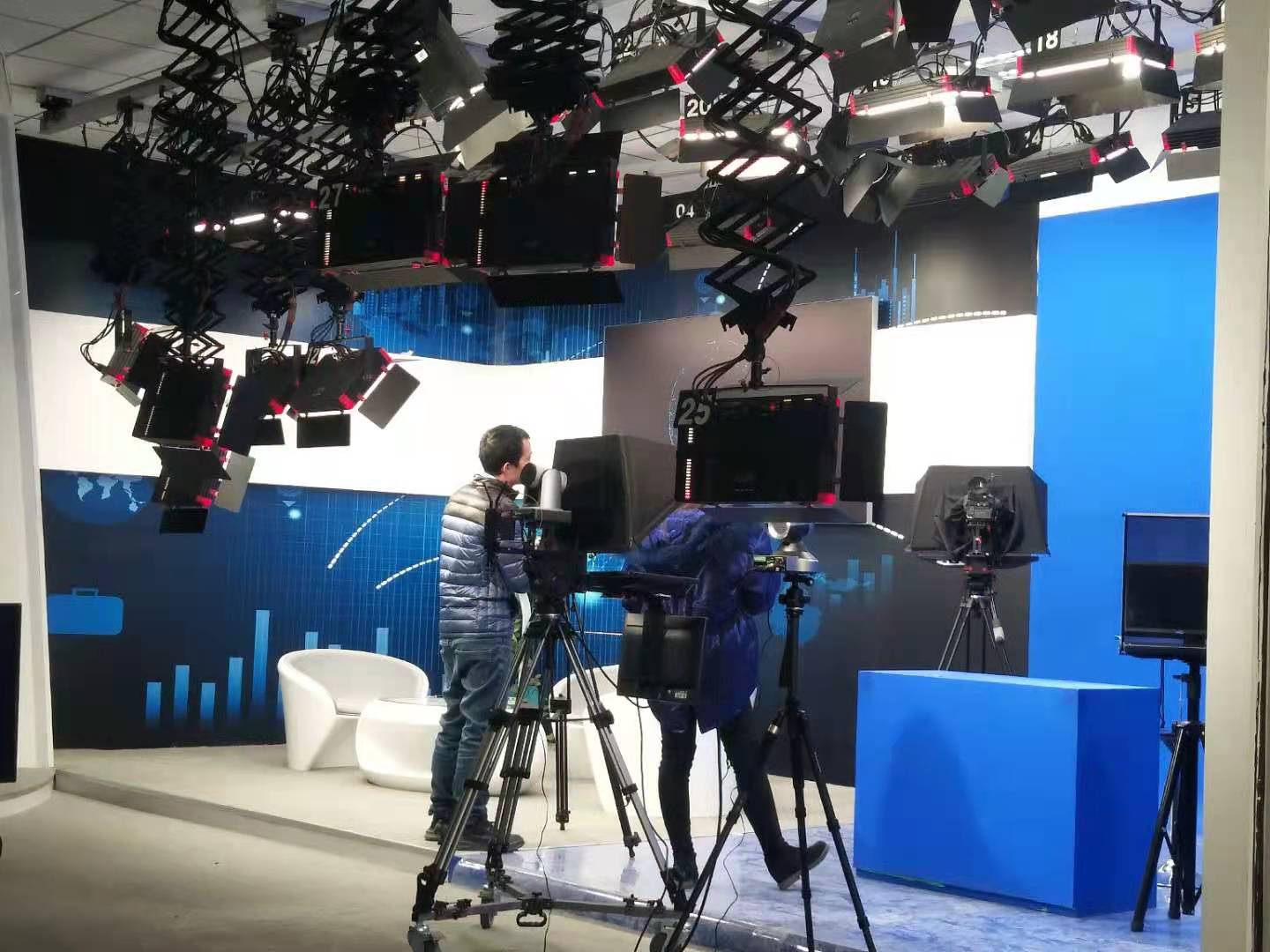 TYSTVideo LED740 160W LED Panel Soft Video Light Perfect for TV Station/Studio Videos
