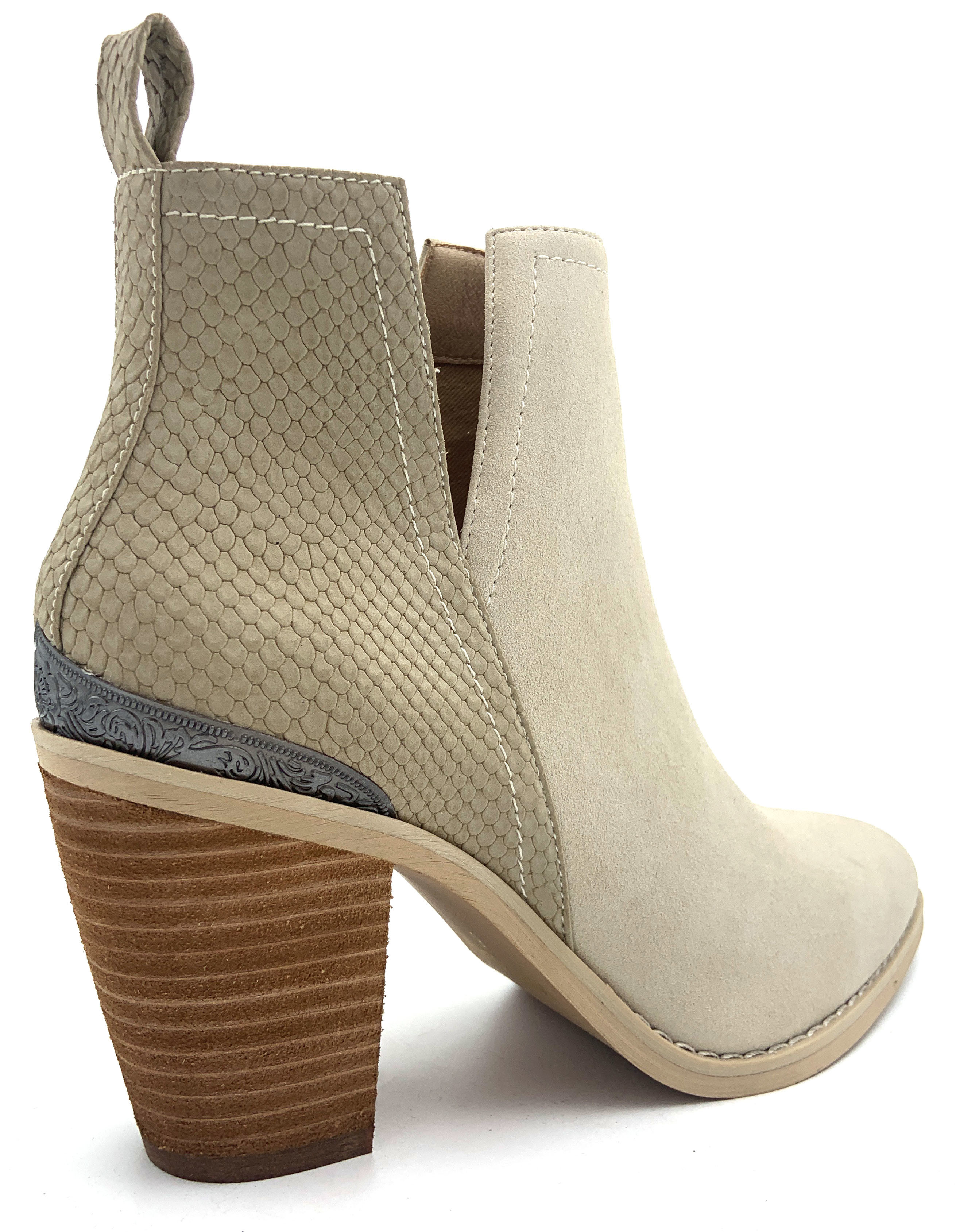 Casual Womens Boot Shoes , Ladies Stiletto Boots With Leather Upper Material
