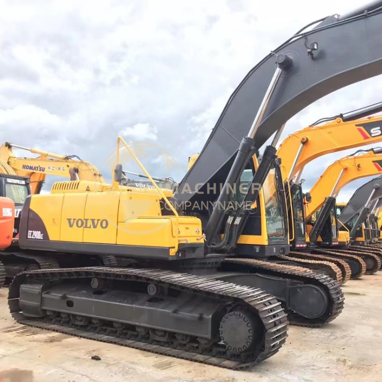 Versatile Volvo EC290B Used Excavator with 3.1 m Transport Width and 153 kW Power